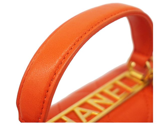Bolsa de Ombro com Corrente Chanel Matelassé Vermelho - vista 8