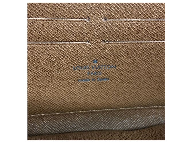 Louis Vuitton Monogram Zippy Wallet Brown - view 4