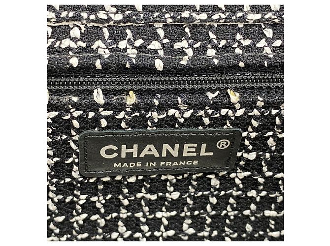 Borsa a tracolla Chanel in tweed nero e avorio Crudo - vista 5