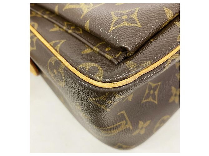 Borsa a tracolla Louis Vuitton Monogram Vivacite GM Marrone - vista 6