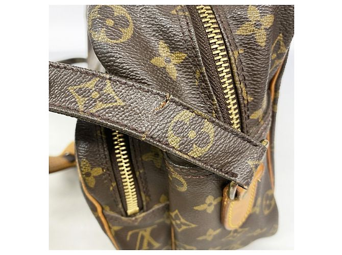 Bolso de hombro Louis Vuitton Monogram Nile GM Castaño - vista 7