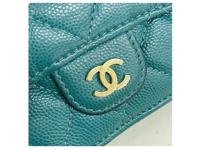 Cartera tri-fold Chanel Matelassé en Green Verde - vista 8