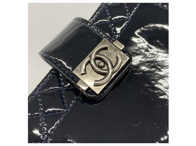 Chanel Boy Chain Schultertasche Marineblau - Ansicht 9