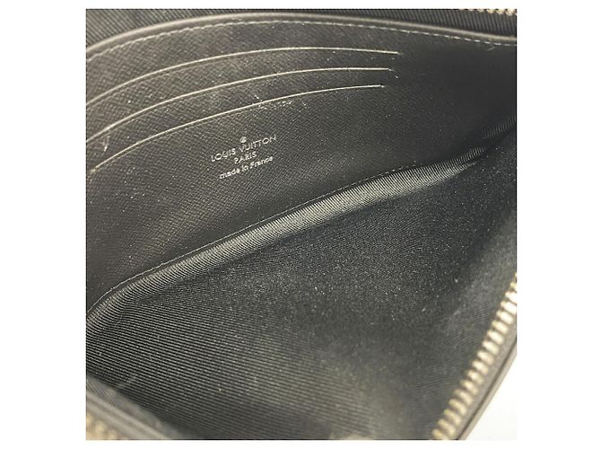 Louis Vuitton Monogram Eclipse Pochette Discovery PM M44323 Schwarz - Ansicht 4
