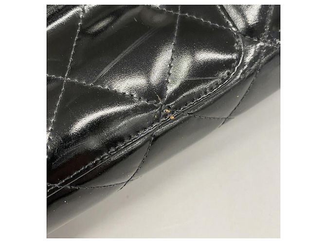 Chanel Matelassé Tote Bag aus schwarzem Lackleder - Ansicht 7