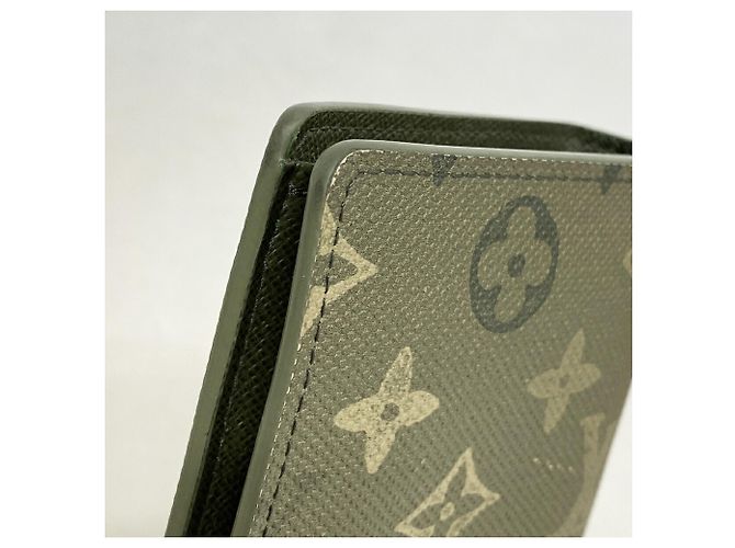 Louis Vuitton Monogram Surplus Portefeuille Brazza Long Wallet Cachi - vista 5