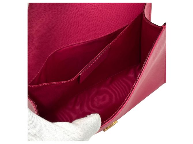 Pochette e borsa a tracolla in pelle rosa Salvatore Ferragamo - vista 5