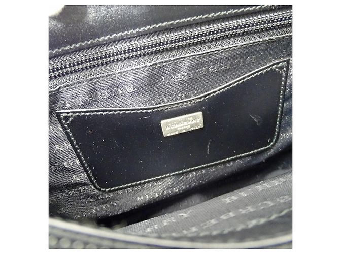 Burberry Schultertasche aus schwarzem Leder - Ansicht 7
