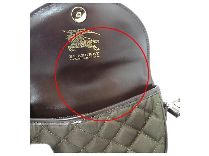 Borsa a tracolla Burberry in nylon kaki marrone Cachi - vista 12