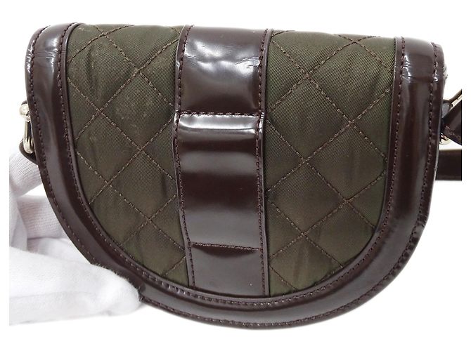 Borsa a tracolla Burberry in nylon kaki marrone Cachi - vista 8