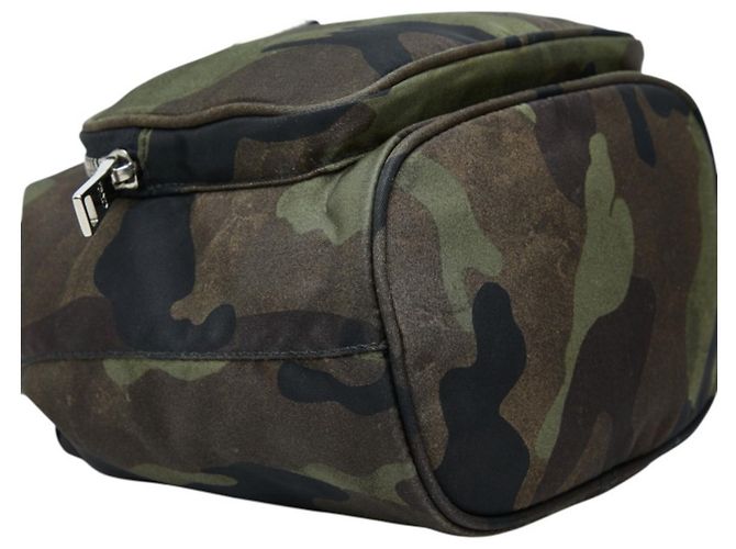 Sac à main camouflage Prada avec plaque logo triangle Marron Vert Kaki - vue 5