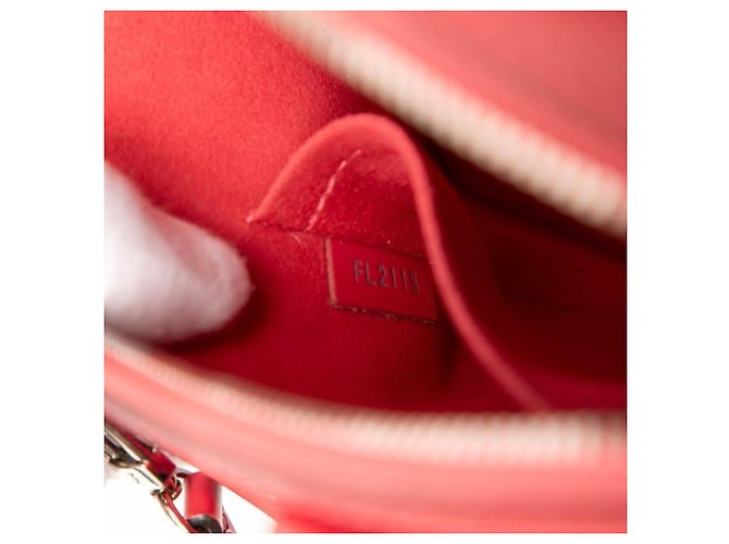 Bolso Louis Vuitton Epi Alma BB Roja - vista 6