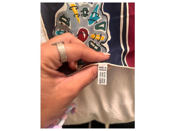 Christian Dior Seidentuch mit CD-Logo Weiß Rot Blau Gelb - Ansicht 3