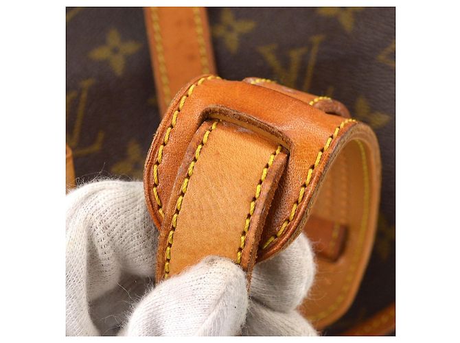 Louis Vuitton Saumur Monogram Canvas 30 Marrone - vista 5