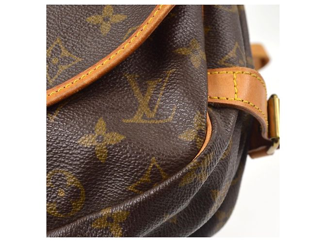 Louis Vuitton Saumur Monogram Canvas 30 Marrone - vista 6