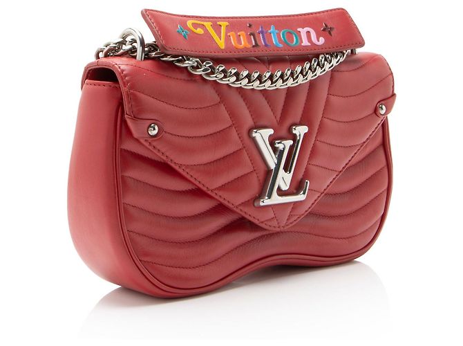 Borsa a tracolla Louis Vuitton New Wave Chain MM in pelle di vitello Rosso - vista 2