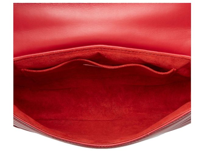 Borsa a tracolla Louis Vuitton New Wave Chain MM in pelle di vitello Rosso - vista 7