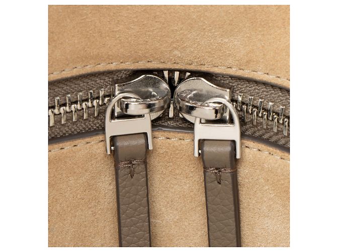 Tory Burch Mercer Satchel aus genarbtem Leder Grau - Ansicht 9