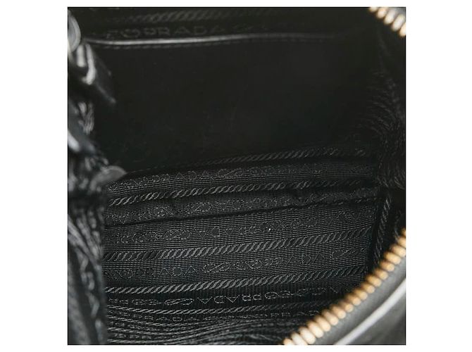 Sac bandoulière Prada avec logo triangle Noir - vue 10
