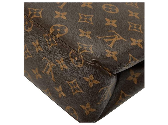 Bolso Louis Vuitton Marignan Castaño - vista 6