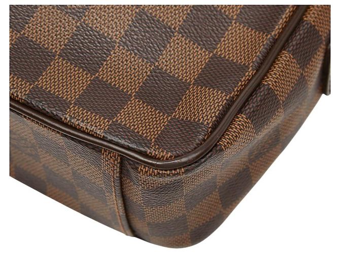 Bolsa Tiracolo Louis Vuitton Shelton MM Marrom - vista 6