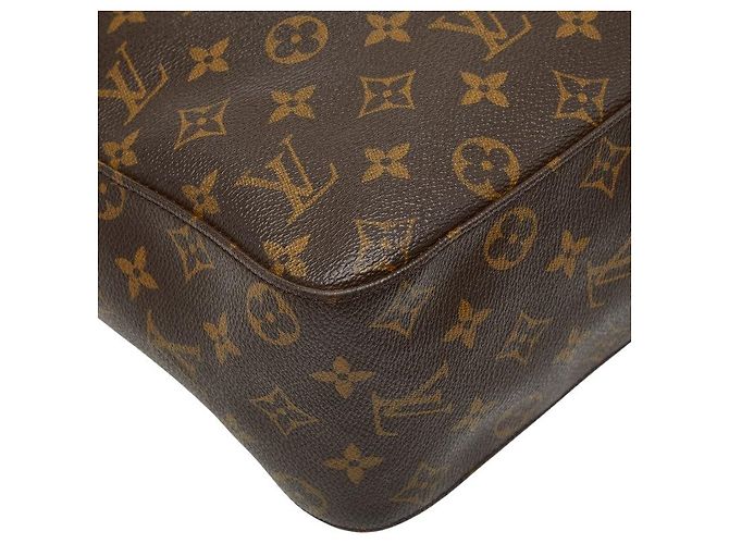 Bolso de hombro Louis Vuitton Looping GM Castaño - vista 7