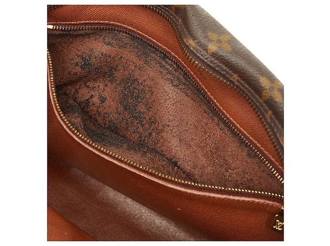 Bolso de hombro Nile Monogram Louis Vuitton Castaño - vista 8
