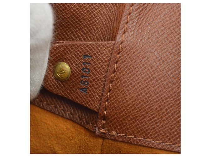 Louis Vuitton Musette Monogram Canvas medium Marrom - vista 5