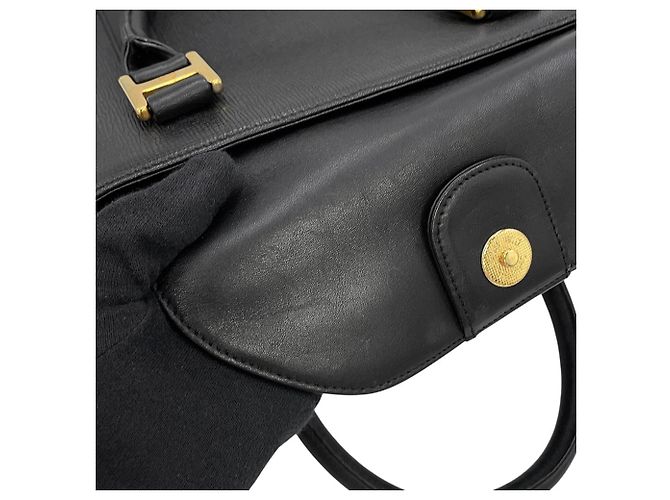 Sac à main MCM en cuir noir - vue 8