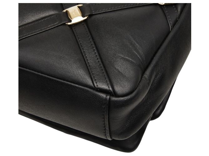 Borsa a tracolla con catena Salvatore Ferragamo Vara - vista 6