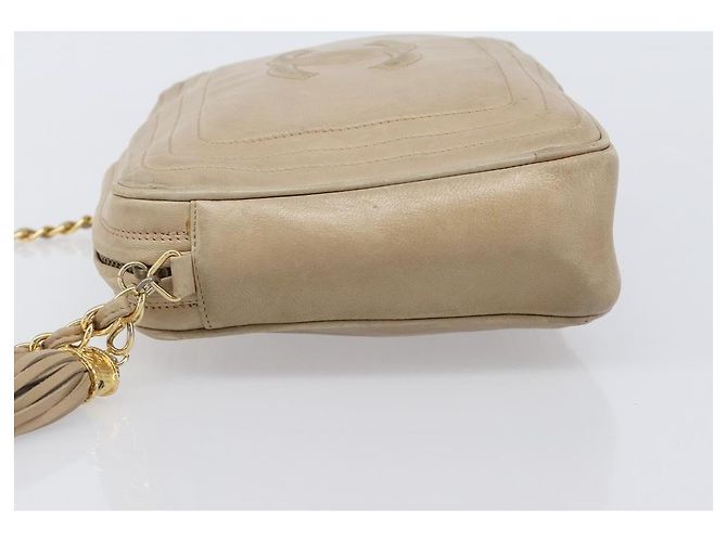 Chanel Vintage CC Tassel Camera Lambskin Small Beige - vista 4