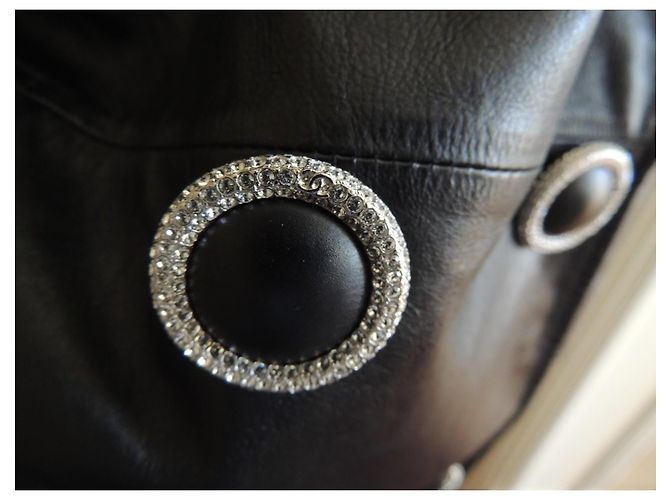 Timeless Chanel Abrigo de Cuero Negro Métiers d'Art Paris-Rome - vista 6