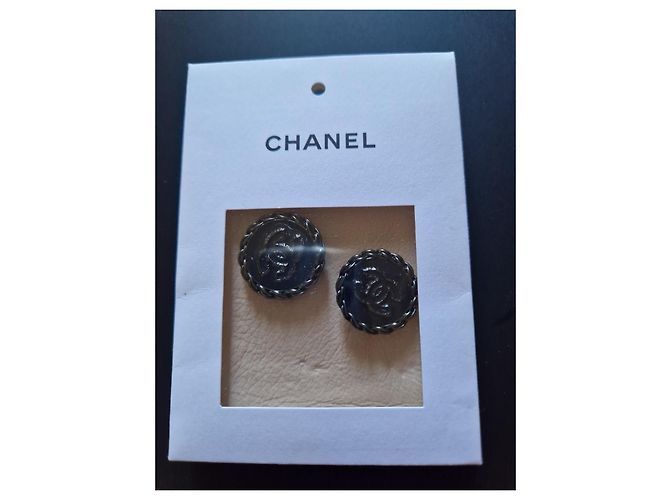 Chanel Oversize Lammlederjacke Beige mit schwarzer Paspelierung - Ansicht 12