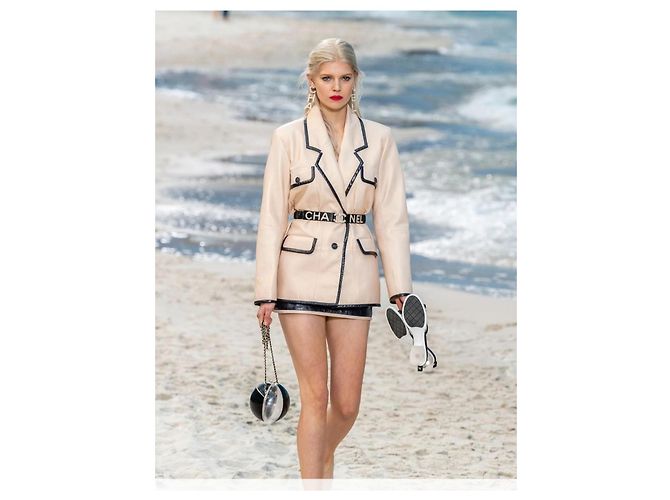 Chanel Beige Lambskin Oversize Jacket with Black Piping - view 14