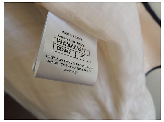 Chanel Oversize Lammlederjacke Beige mit schwarzer Paspelierung - Ansicht 9