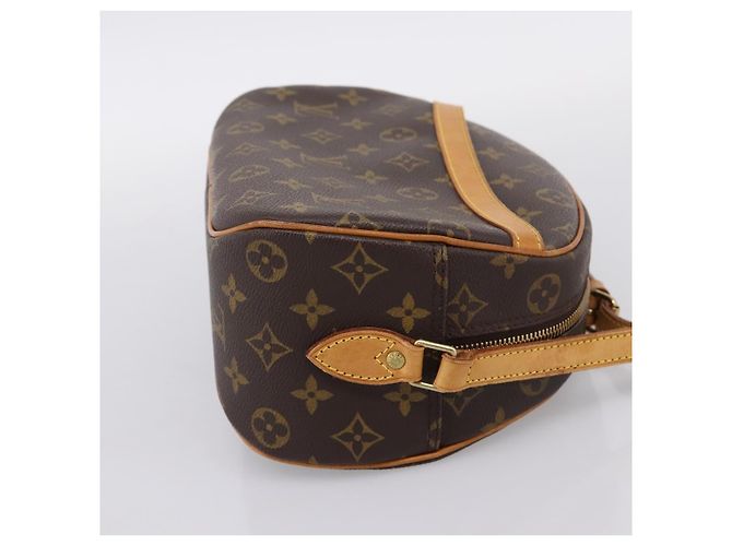 Louis Vuitton Blois Monogram Canvas Marron - vue 4