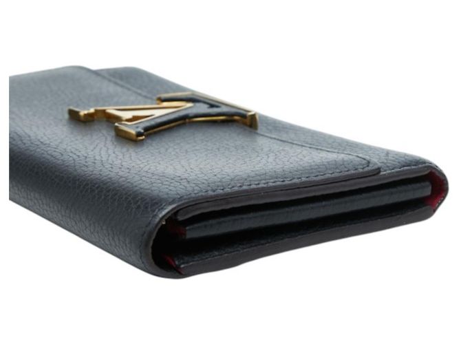 Louis Vuitton Portefeuille Capucines Long Wallet Nero - vista 5
