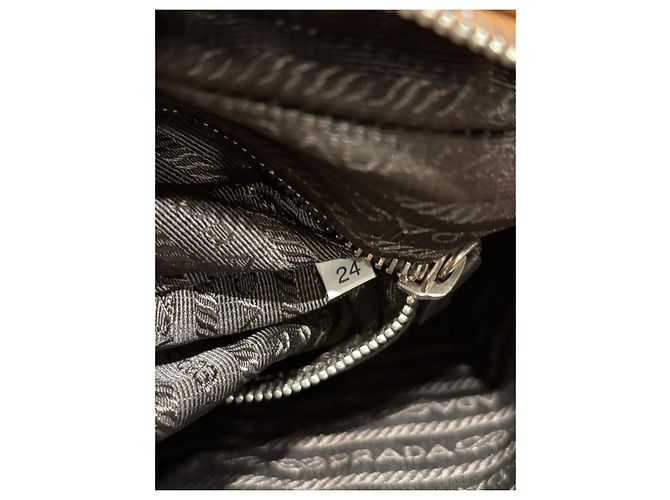 Prada Bolso Satchel Vitello Daino Castaño - vista 5