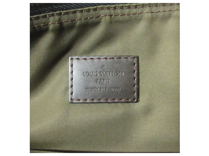 Sac Messenger Louis Vuitton Damier Geant Explore Noir - vue 5