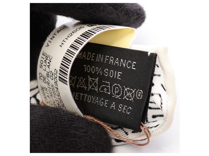 Hermès Pañuelo Hermes Carre 70 Clair de Lune Negro Blanco - vista 3