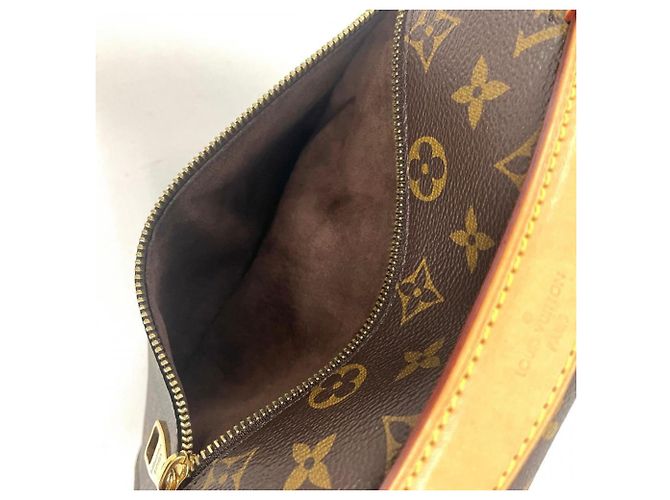 Borsa a tracolla Louis Vuitton Pochette Metis MM Marrone - vista 8