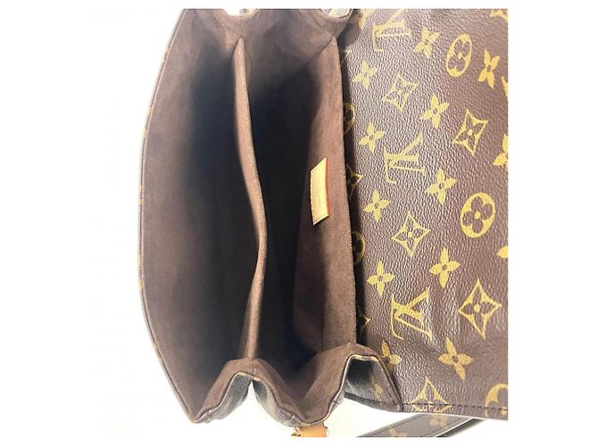 Borsa a tracolla Louis Vuitton Pochette Metis MM Marrone - vista 9