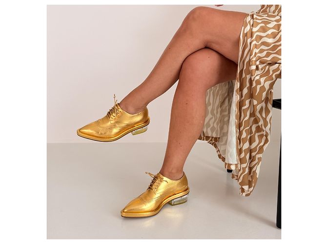 Simone Rocha Metallic-Gold Brogues mit Perspex-Absatz Herbst 2014 Golden - Ansicht 2
