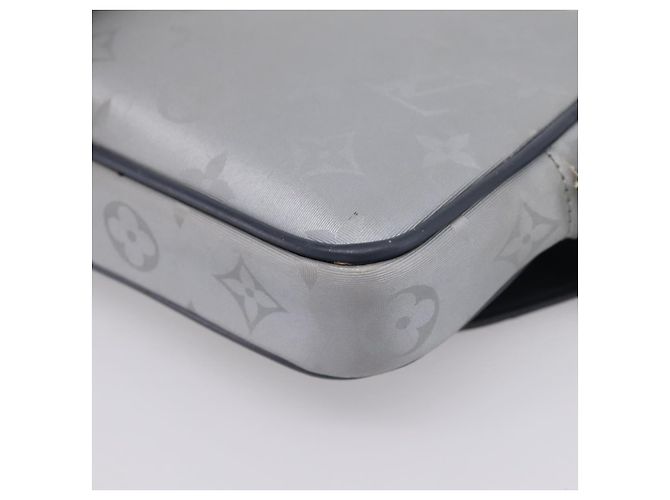 Borsa a pochette LOUIS VUITTON Monogram Satellite Alpha Clutch Bag Silver M44171 LV Auth 204313A Argento - vista 16