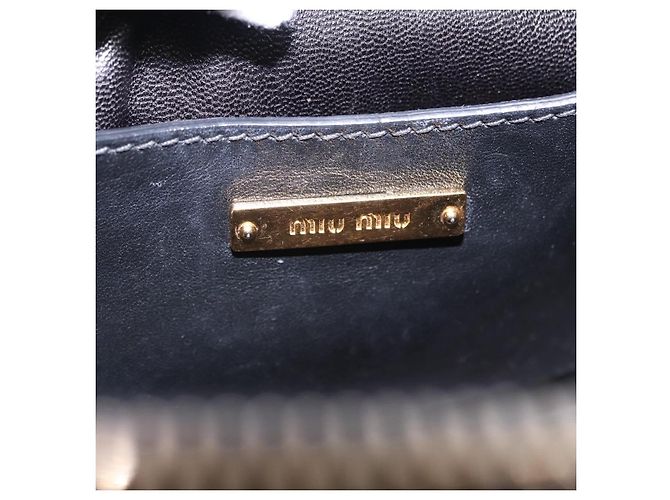 Borsa a mano Miu Miu in pelle 2way Nero Tono Oro Auth ka6192A - vista 32