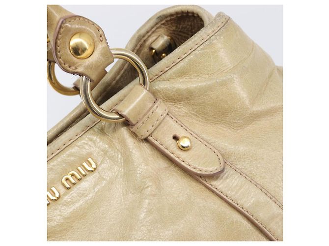 Borsa a mano Miu Miu in pelle beige tono oro Auth 167591A - vista 20