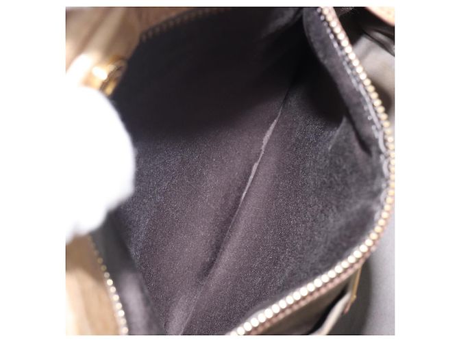 Borsa a mano Miu Miu in pelle beige tono oro Auth 167591A - vista 26