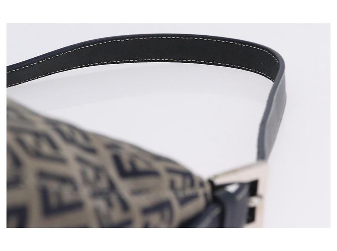Borsa a tracolla FENDI Zucchino Canvas Mamma Baguette Navy Silver Auth 198254V Argento Blu navy - vista 15