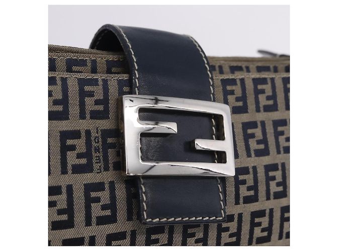 Borsa a tracolla FENDI Zucchino Canvas Mamma Baguette Navy Silver Auth 198254V Argento Blu navy - vista 23