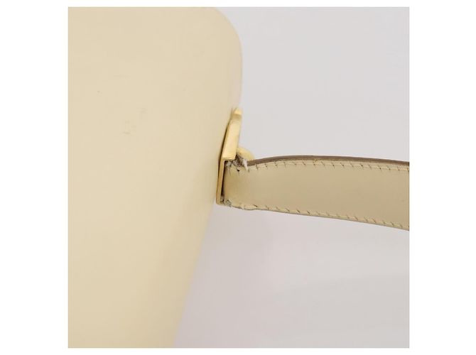 Borsa Salvatore Ferragamo Gancini in pelle bianca e oro Auth 205161 Bianco D'oro - vista 17